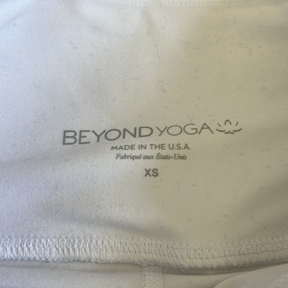 Beyond yoga tennis skirt - Picture 3 of 5